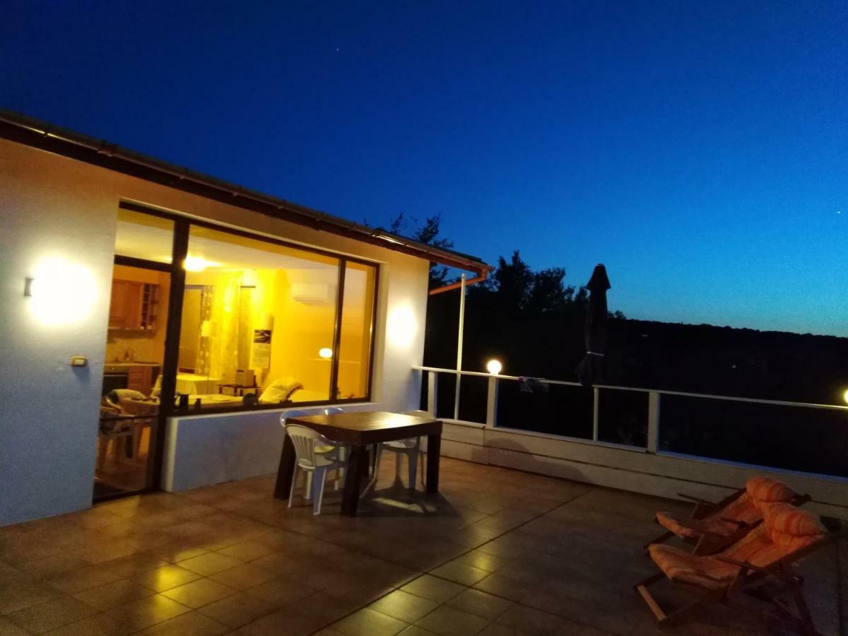 Apartament Zaliva Варна Екстер'єр фото